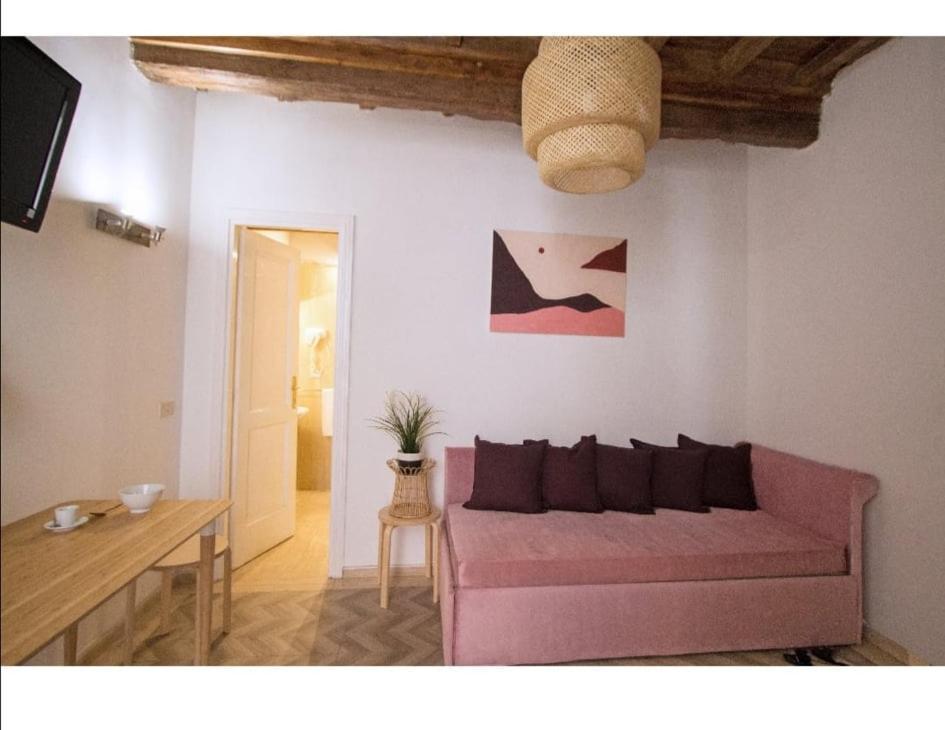 Lovely Apartments In City Centre "Third Floor, Without Elevator" روما المظهر الخارجي الصورة